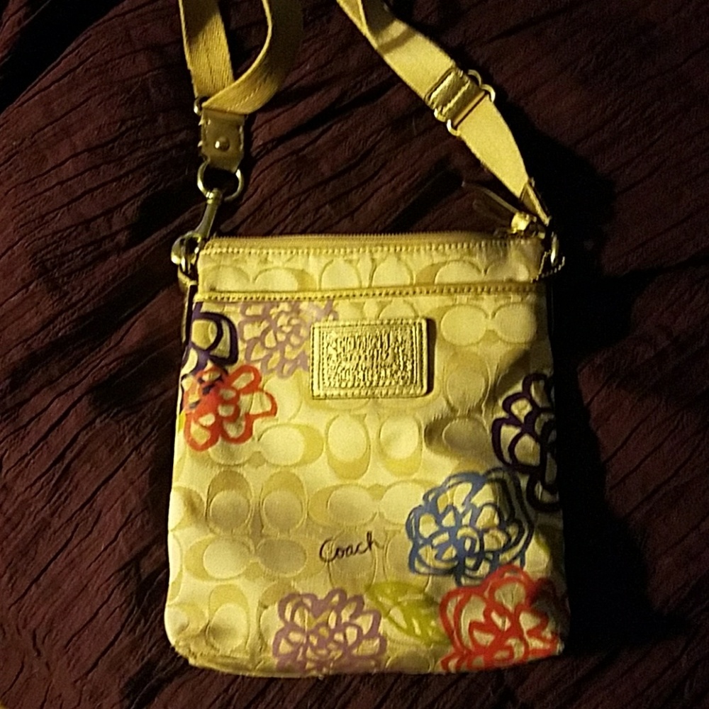 Coach Crossbody authentic